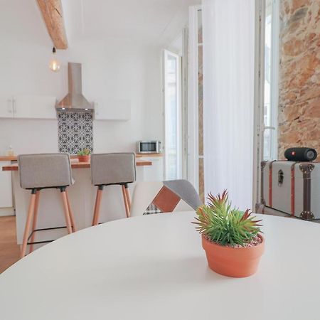 Stylish Apartment In The Old Town, With Ac. Antibes Exterior foto